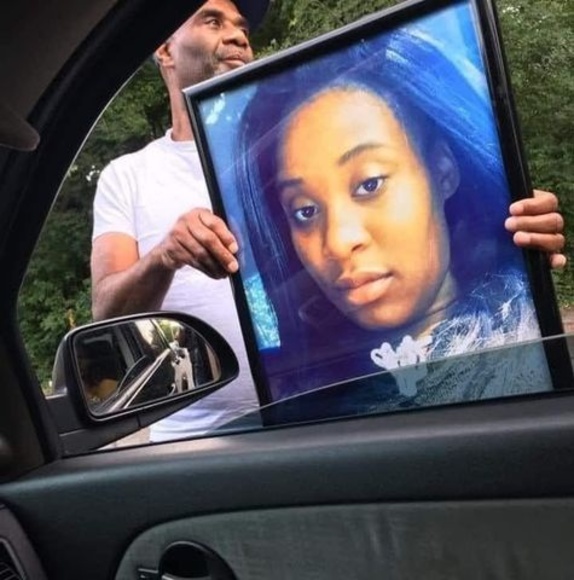 Meet your Posher, Bobbie - Picture 1 of 1